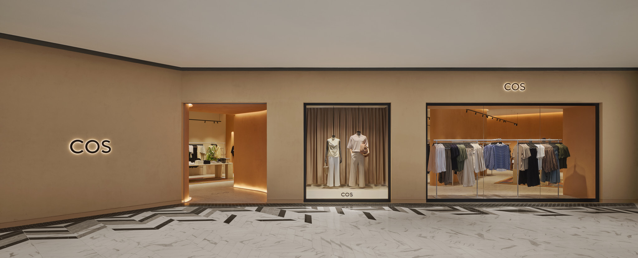 250306 COS store Central Phuket Floresta 5