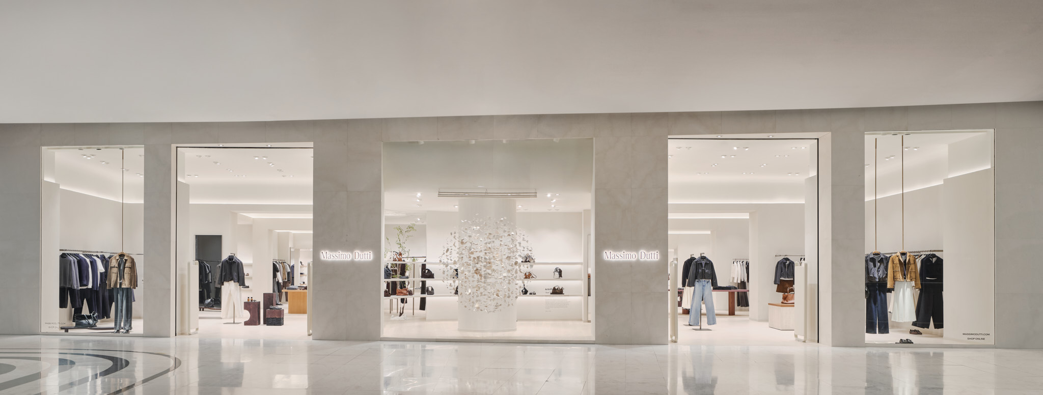 250205 Massimo Dutti EmQuartier 1