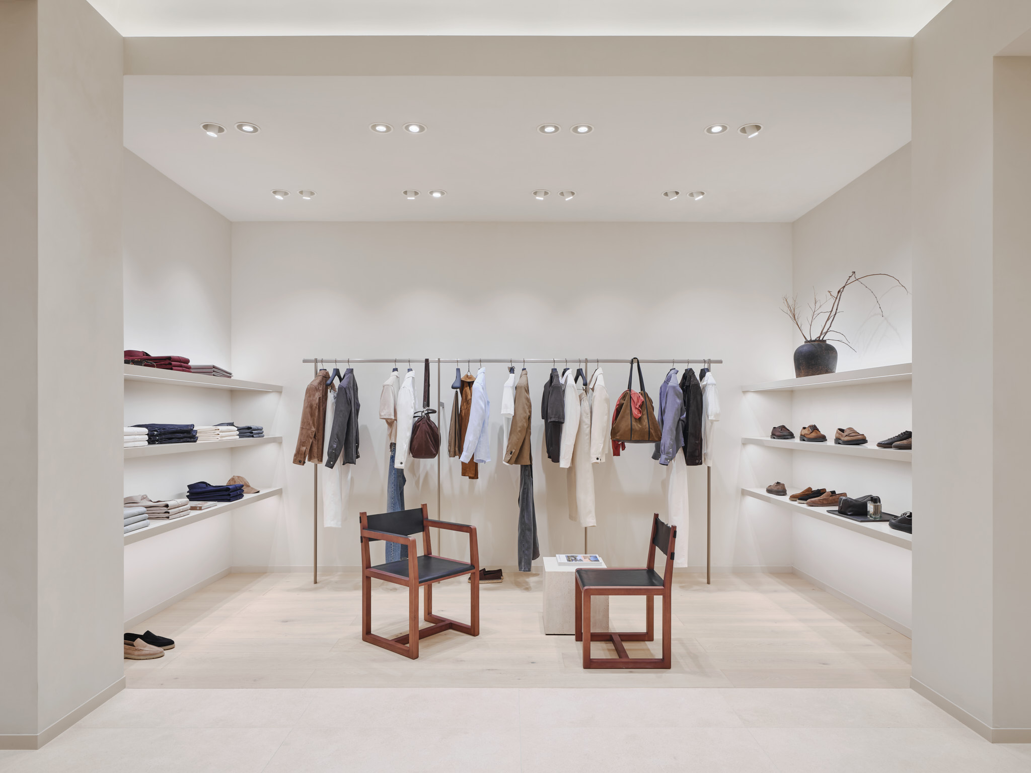 250205 Massimo Dutti EmQuartier 4