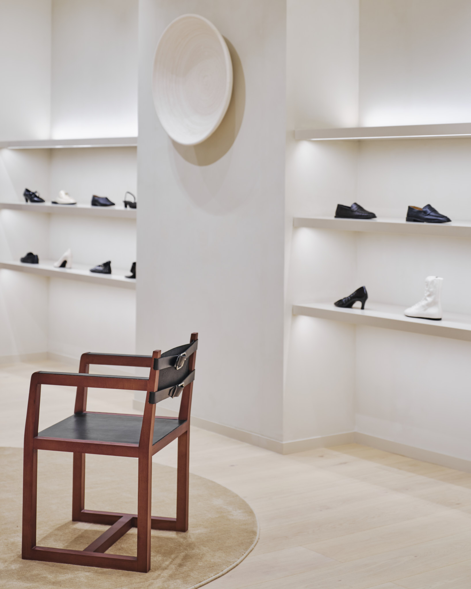 250205 Massimo Dutti EmQuartier - Detail 29042