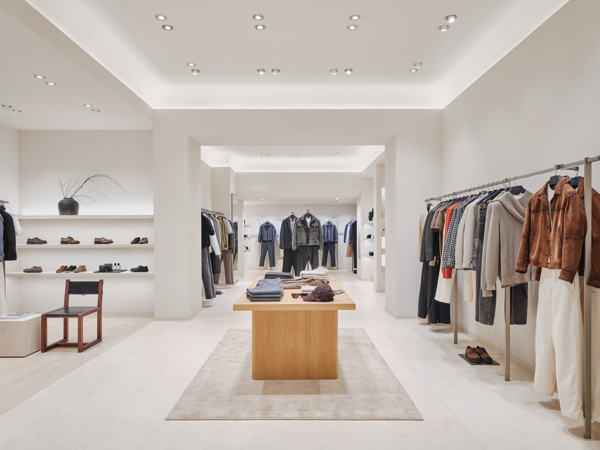 250205 Massimo Dutti Emquartier 13