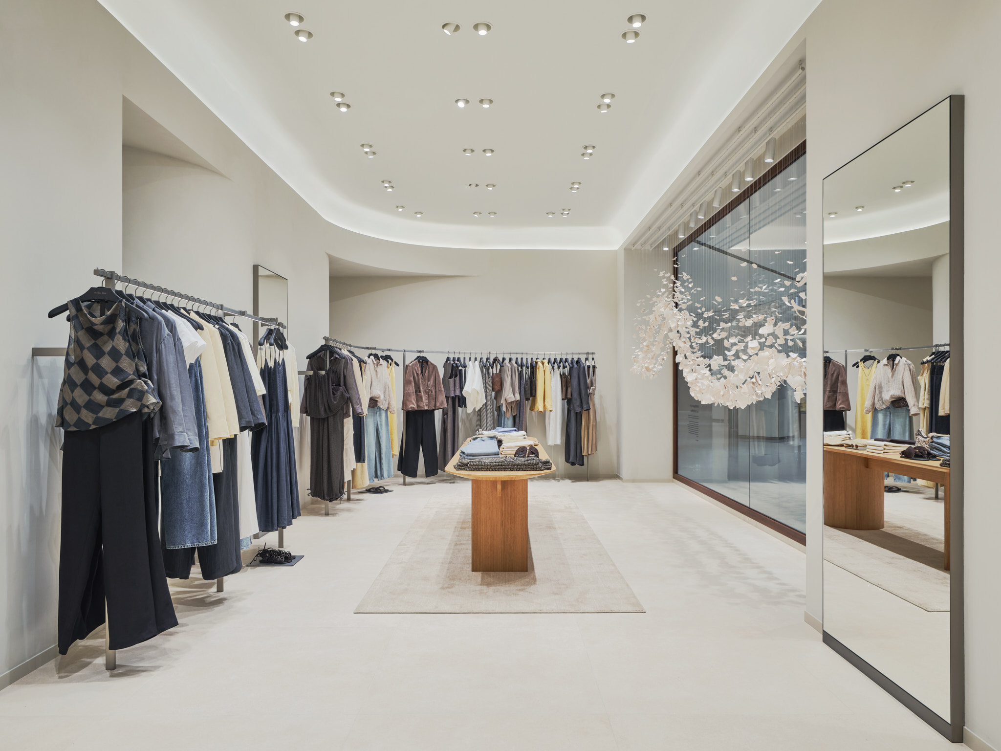 250504 Massimo Dutti store Siam Paragon 14