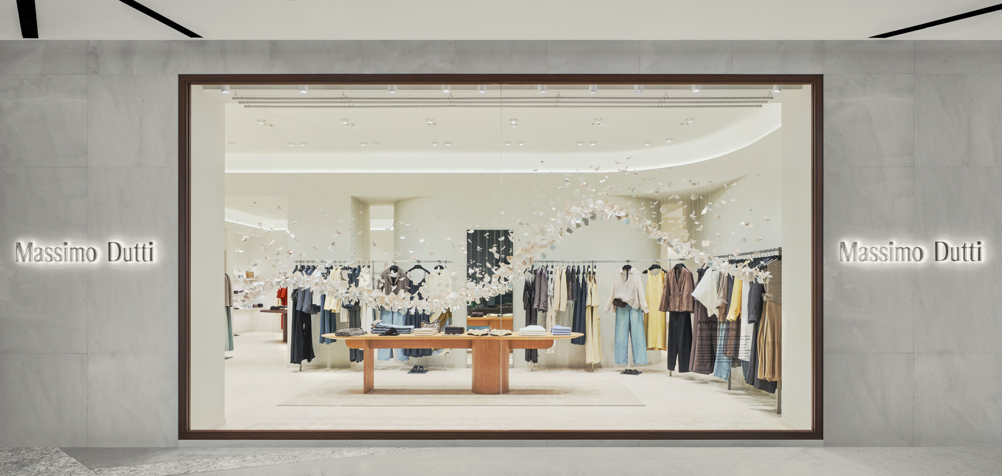 250504 Massimo Dutti store Siam Paragon 3