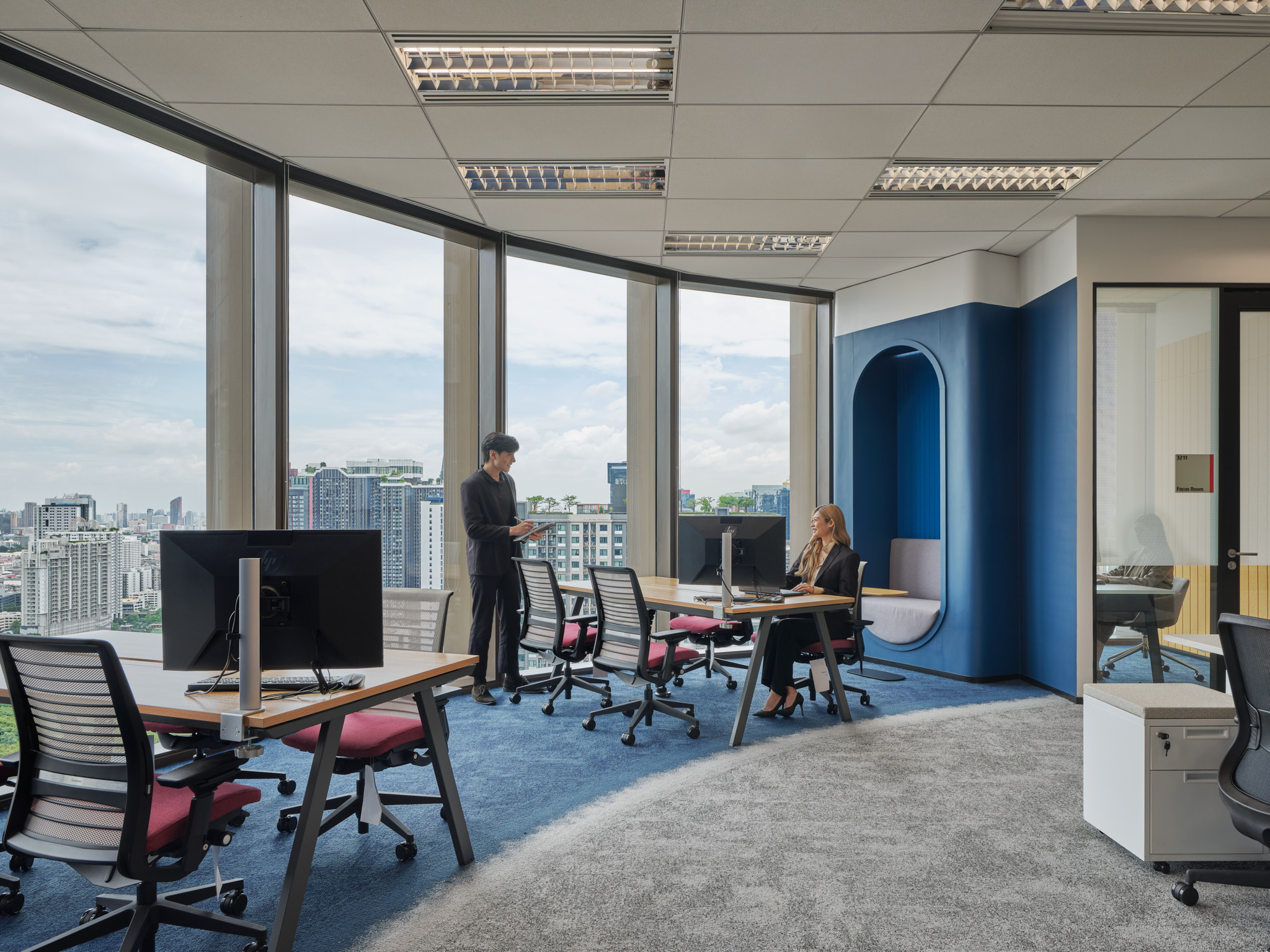 Space Matrix Design Consultants - HP Bangkok Workplace at Singha Complex 6B