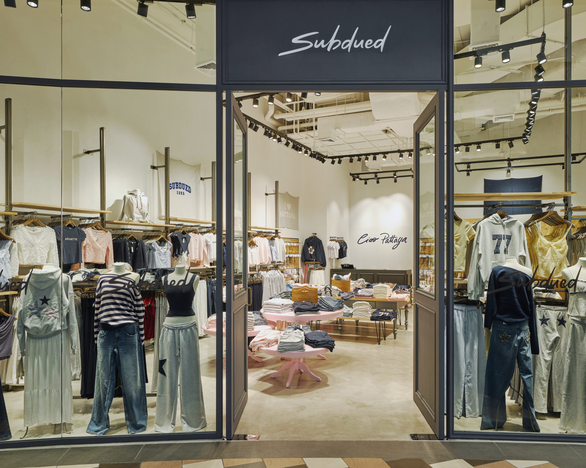 250911 Subdued store Terminal 21 Pattaya 2