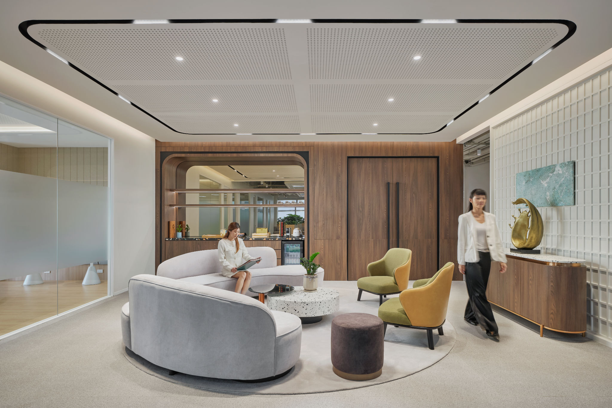 Space Matrix Design Consultants - LMWN Workplace One Bangkok 12