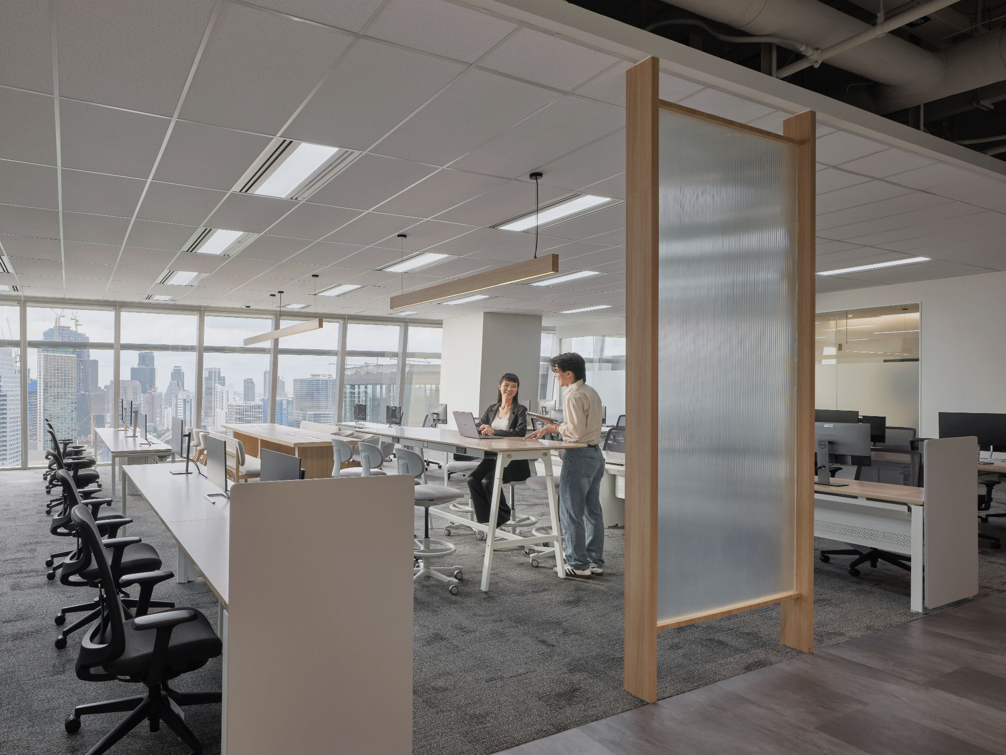 Space Matrix Design Consultants - LMWN Workplace One Bangkok 6