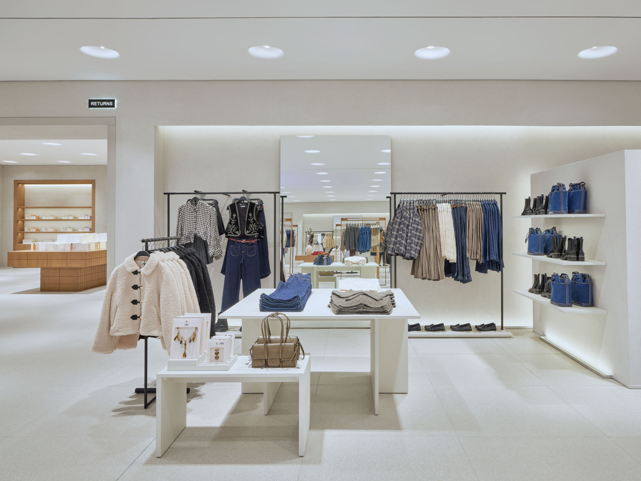 Zara store Central Phuket 17_2