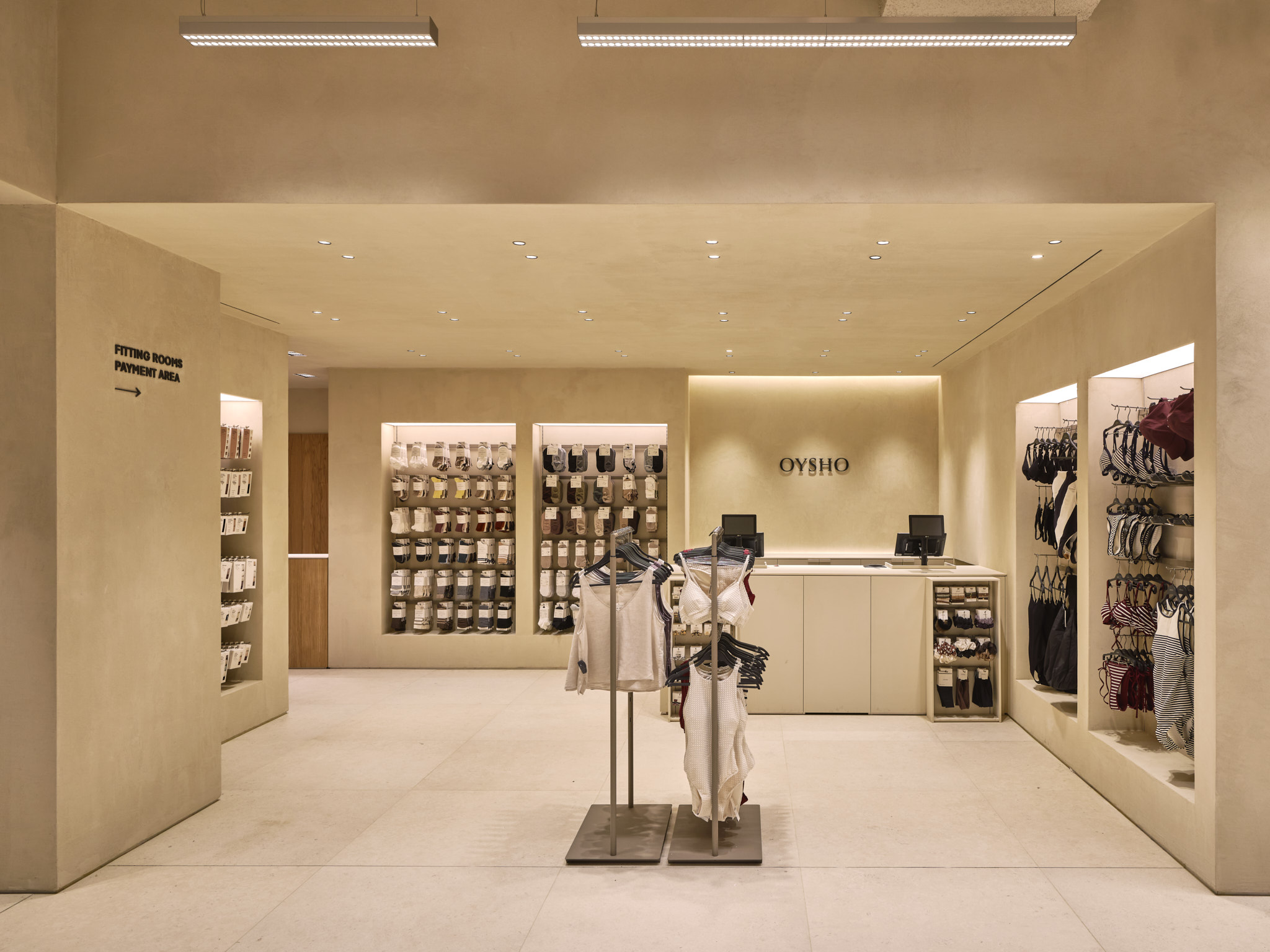 260128 OYSHO Central Park Bangkok 8