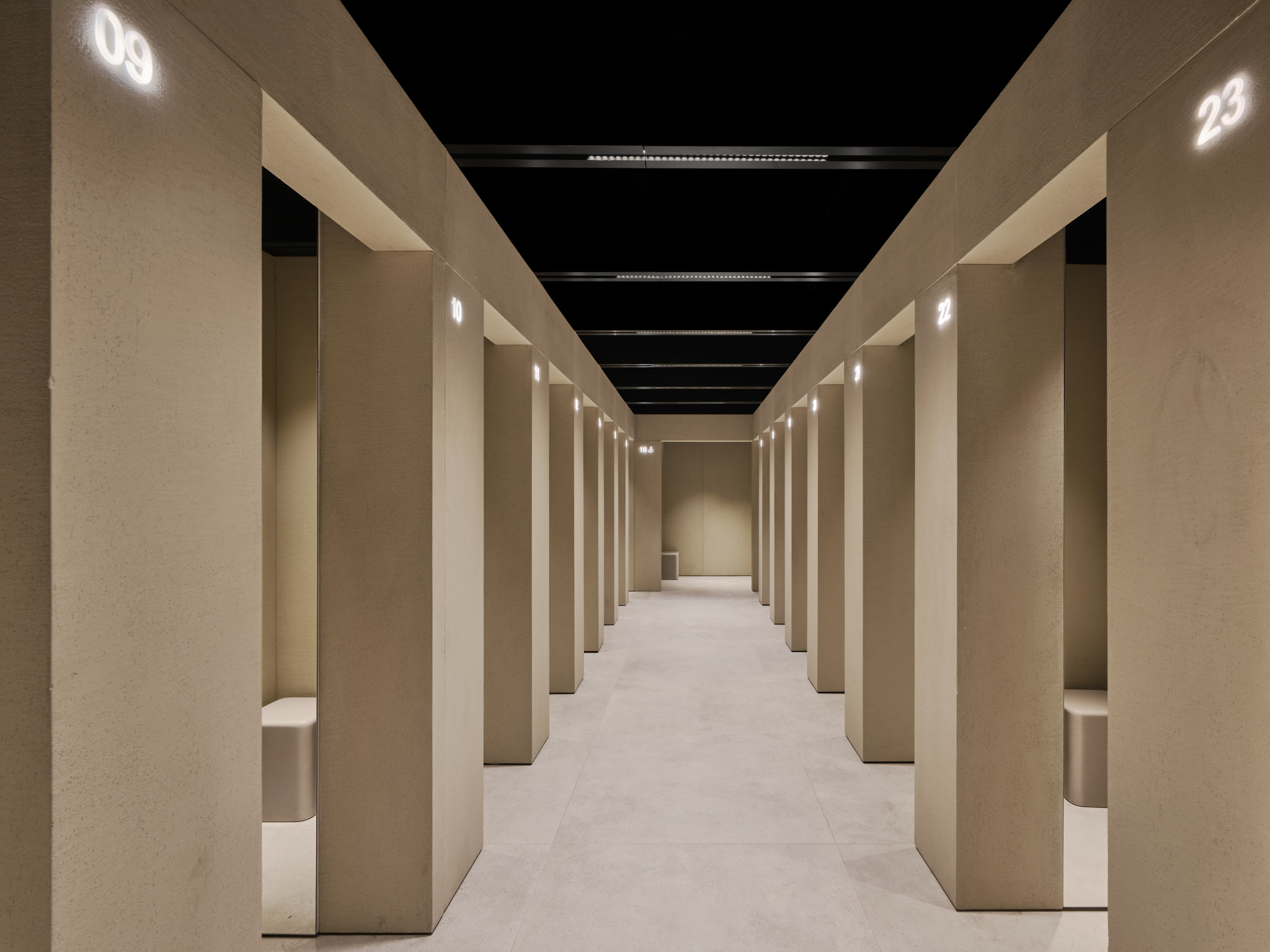 260204 ZARA store Suria KLCC W 9