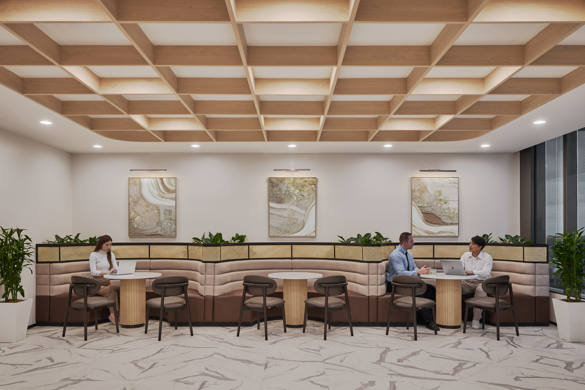 Space Matrix Design Consultants - Watson Farley & Williams (Thailand) workplace at One Bangkok 19B