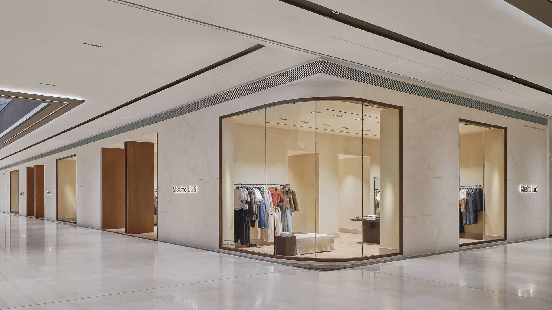 260819 Massimo Dutti store Pavilion Damansara Heights 3