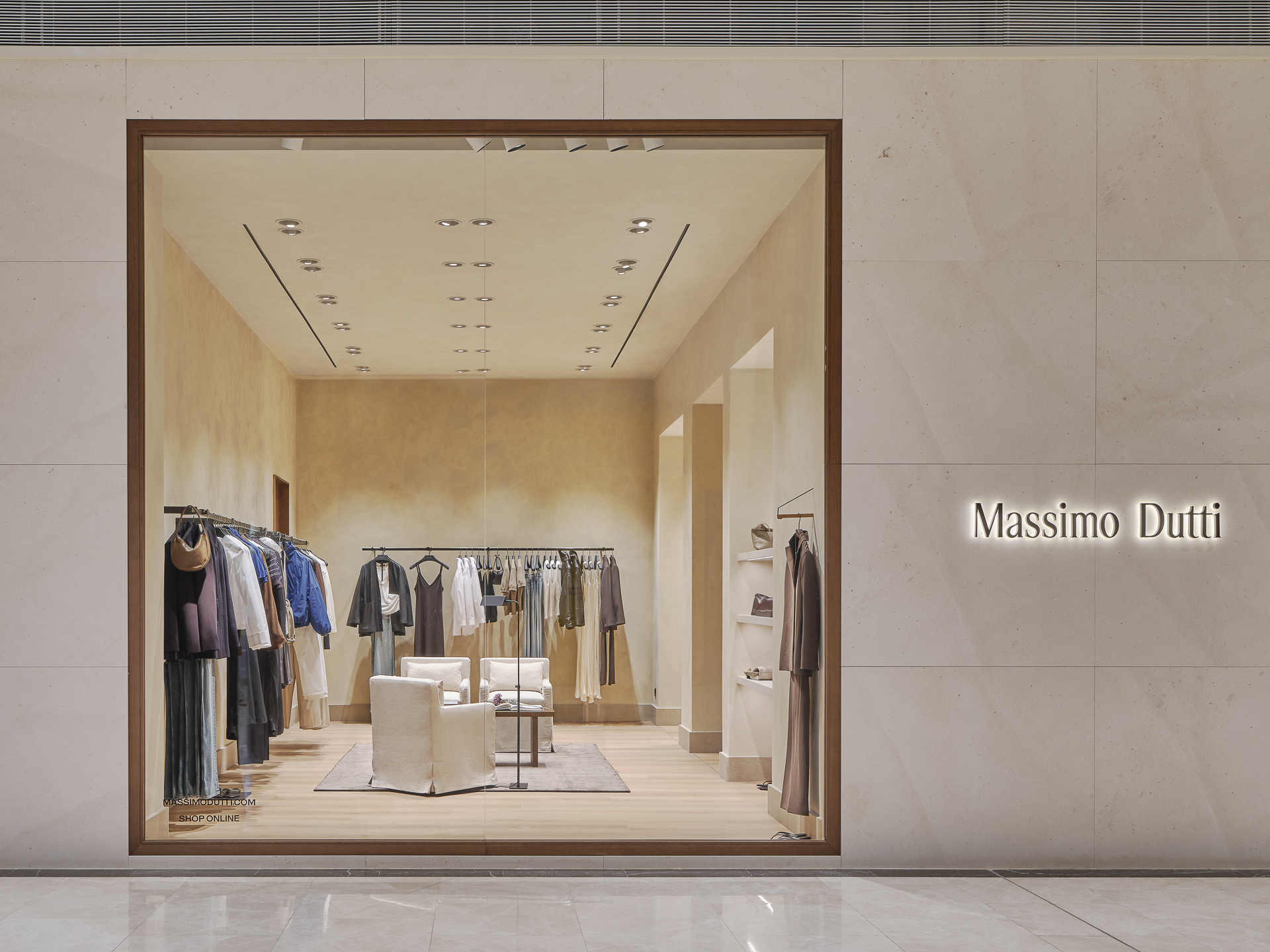 260819 Massimo Dutti store Pavilion Damansara Heights 6