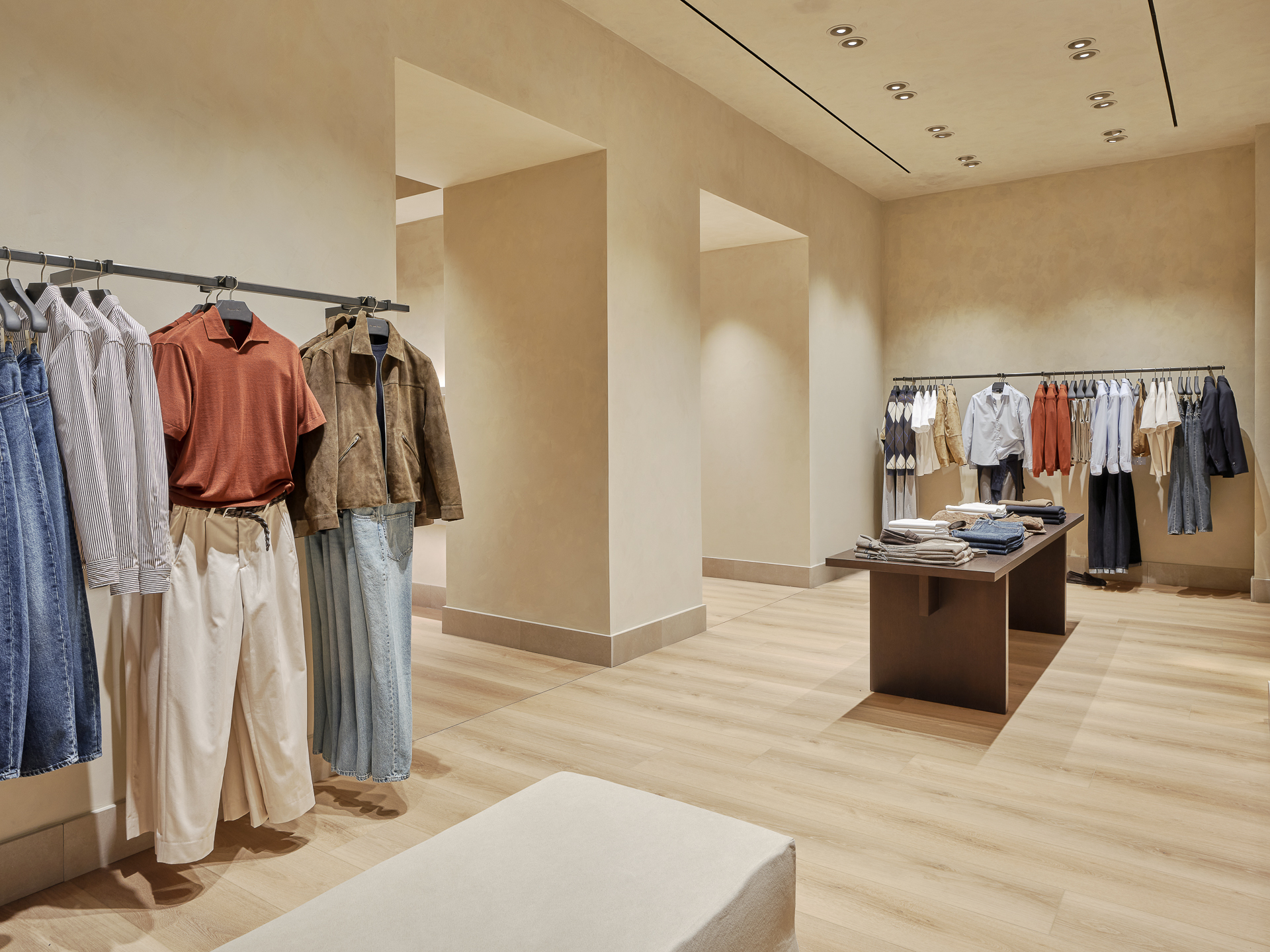 260819 Massimo Dutti store Pavilion Damansara Heights M 12