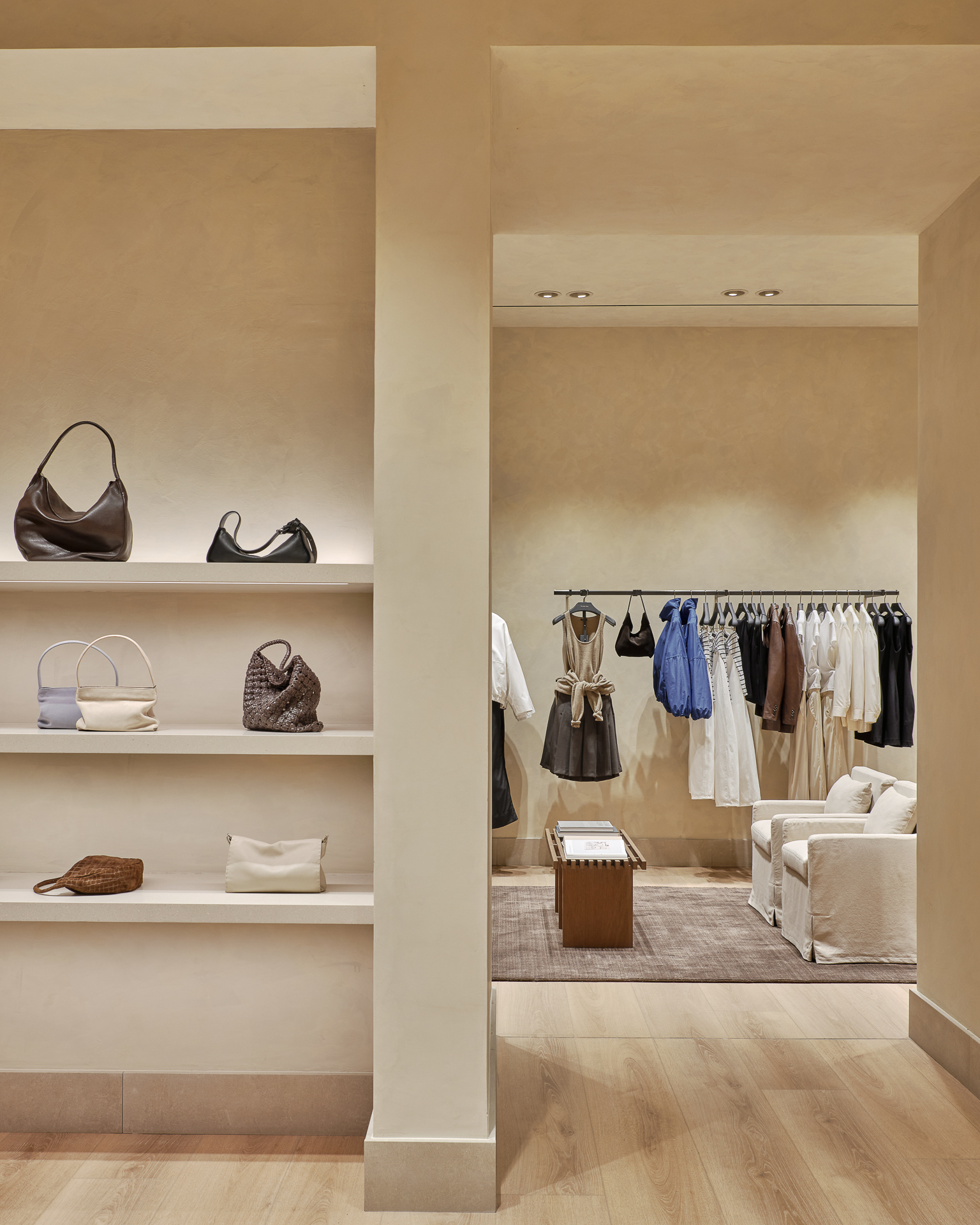 260819 Massimo Dutti store Pavilion Damansara Heights W 13