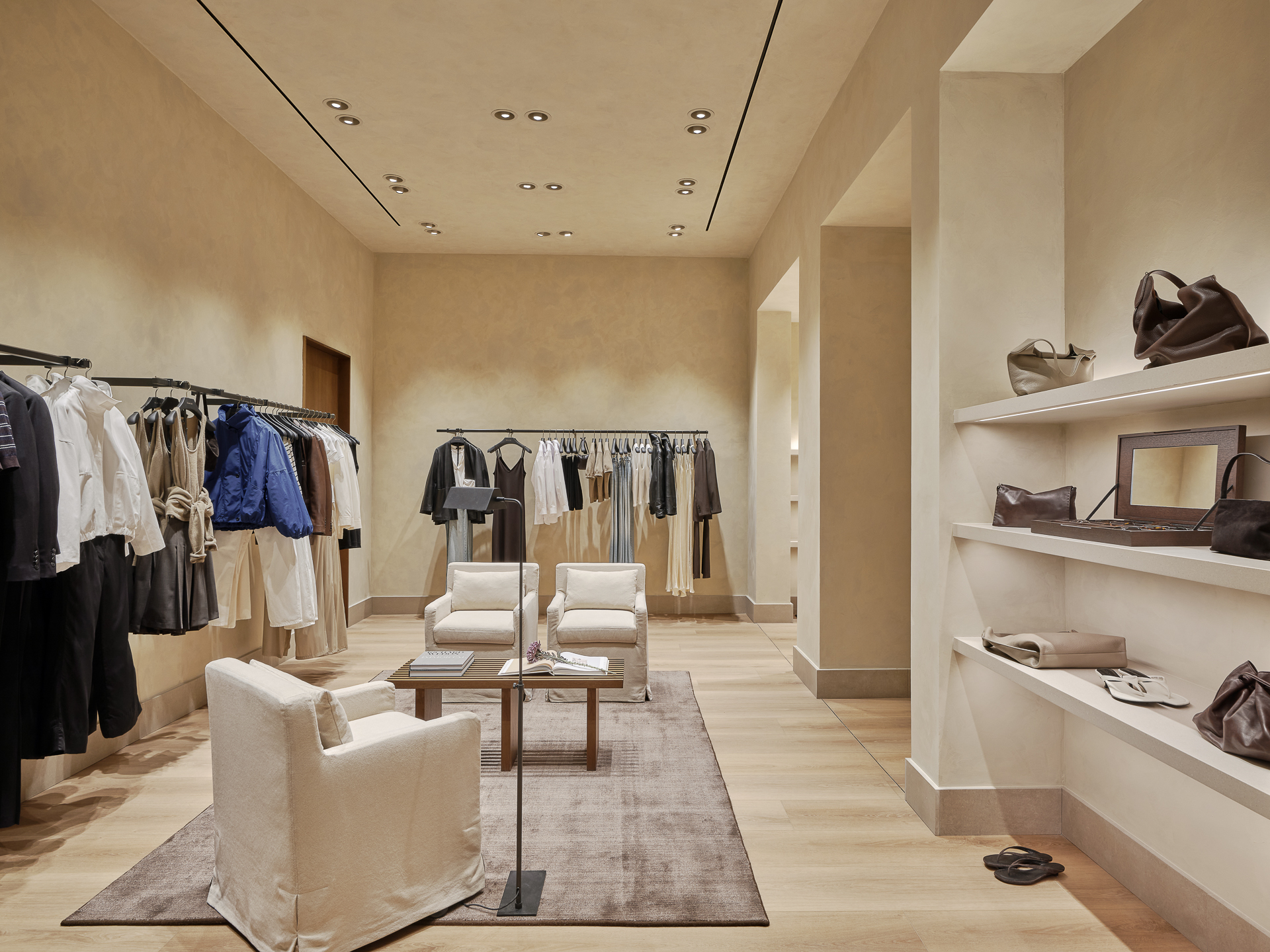260819 Massimo Dutti store Pavilion Damansara Heights W 15