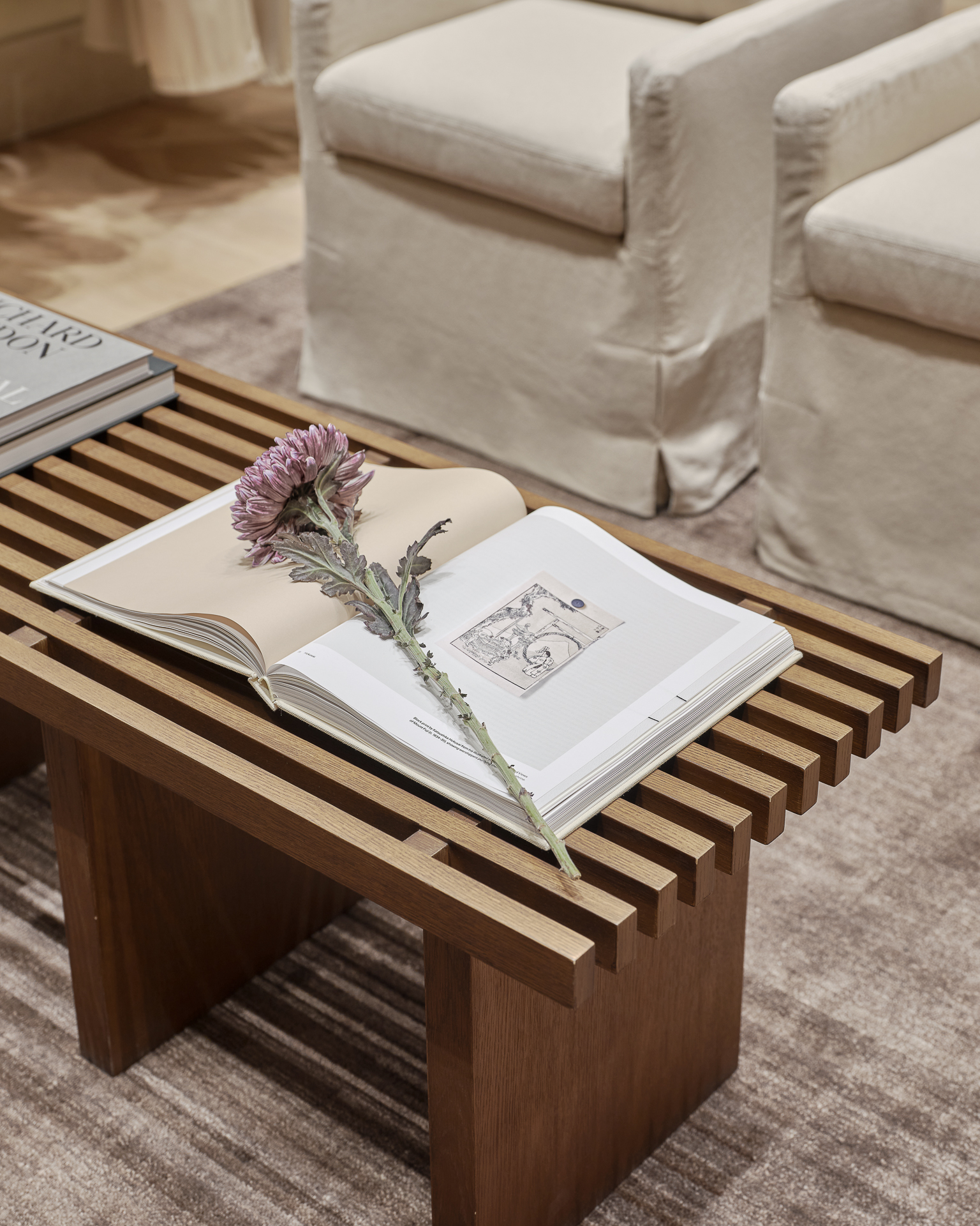 260819 Massimo Dutti store Pavilion Damansara Heights W 20