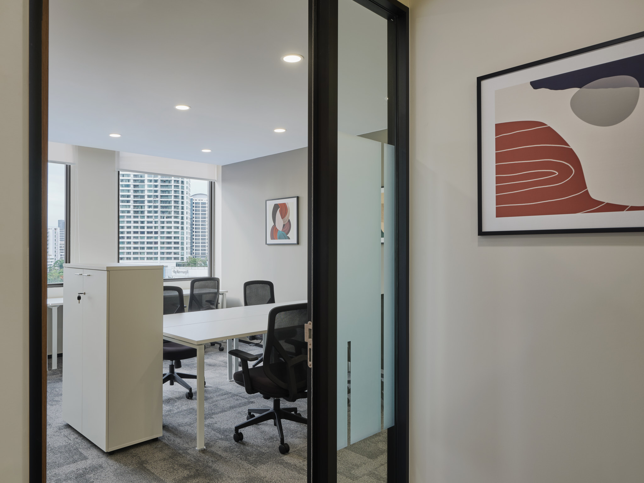 J Design and Decorative House - Regus at VOCO Surawong 23